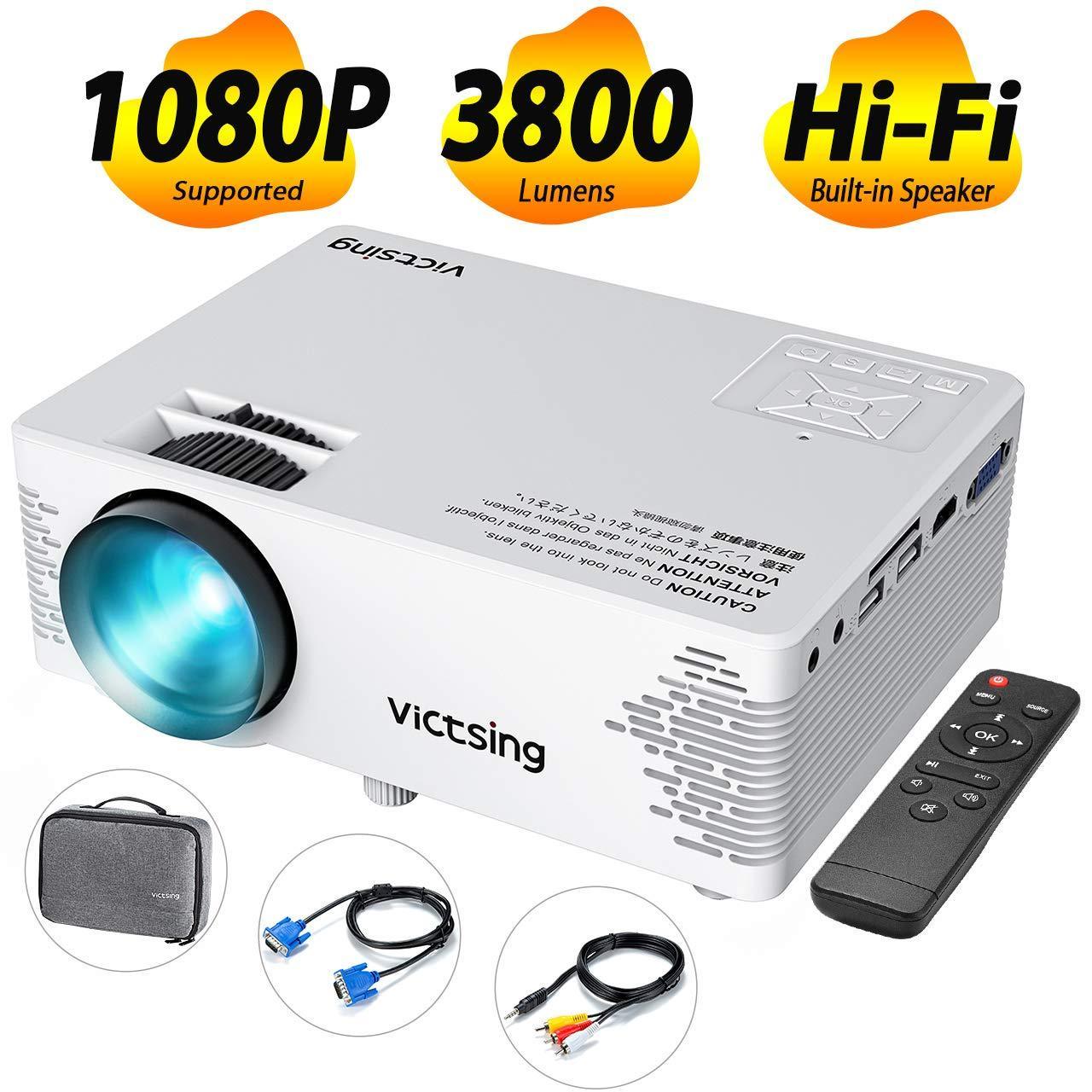 Victsing Videoprojecteur, Full HD 1080p Supporté, Projecteur Portable 3800 Lux, Objectif à Faible Dispersion, 2019 version Compatible avec TV, PC, HDMI / VGA / SD / AV / USB